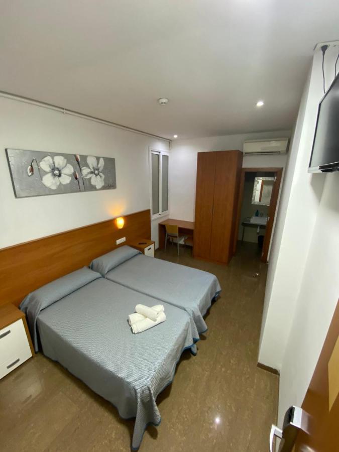 โอสตัล ดราสซาเนส Hotel บาร์เซโลนา ภายนอก รูปภาพ