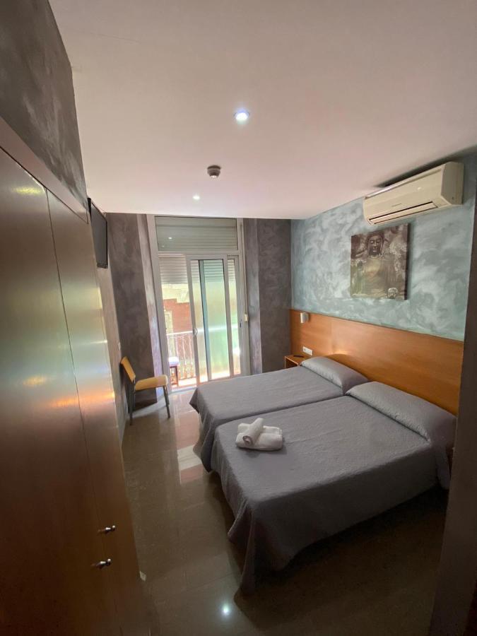 โอสตัล ดราสซาเนส Hotel บาร์เซโลนา ภายนอก รูปภาพ